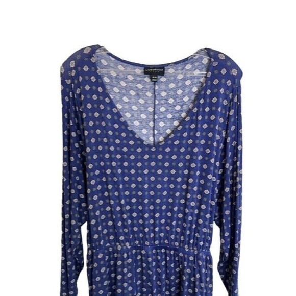 Lane Bryant Blue Medallion Vneck 3/4 Sleeve Peplum Blouse 18/20 - Picture 2 of 5